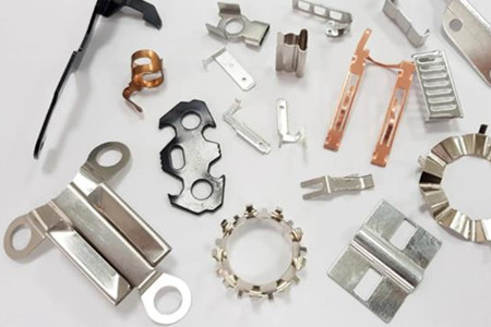 五金彈片的材料如何選擇？這份指南請收好！