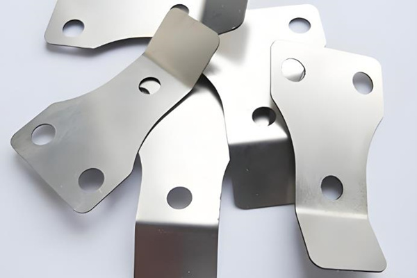 五金彈片的特點、用途和生產(chǎn)工藝 圖1